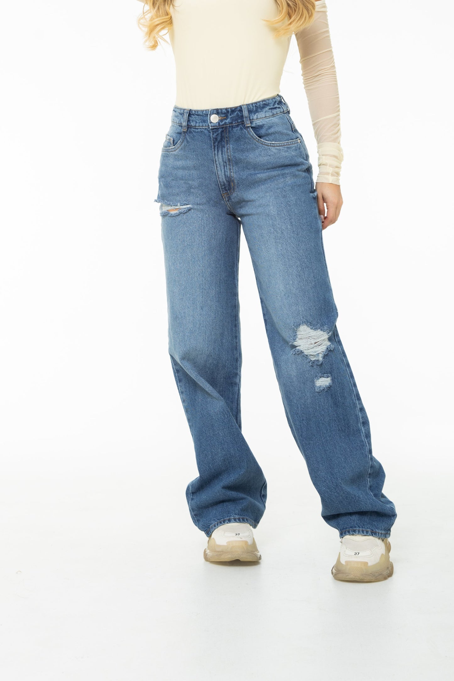 Jean Wide Leg Rígido con Rotos REF 125405