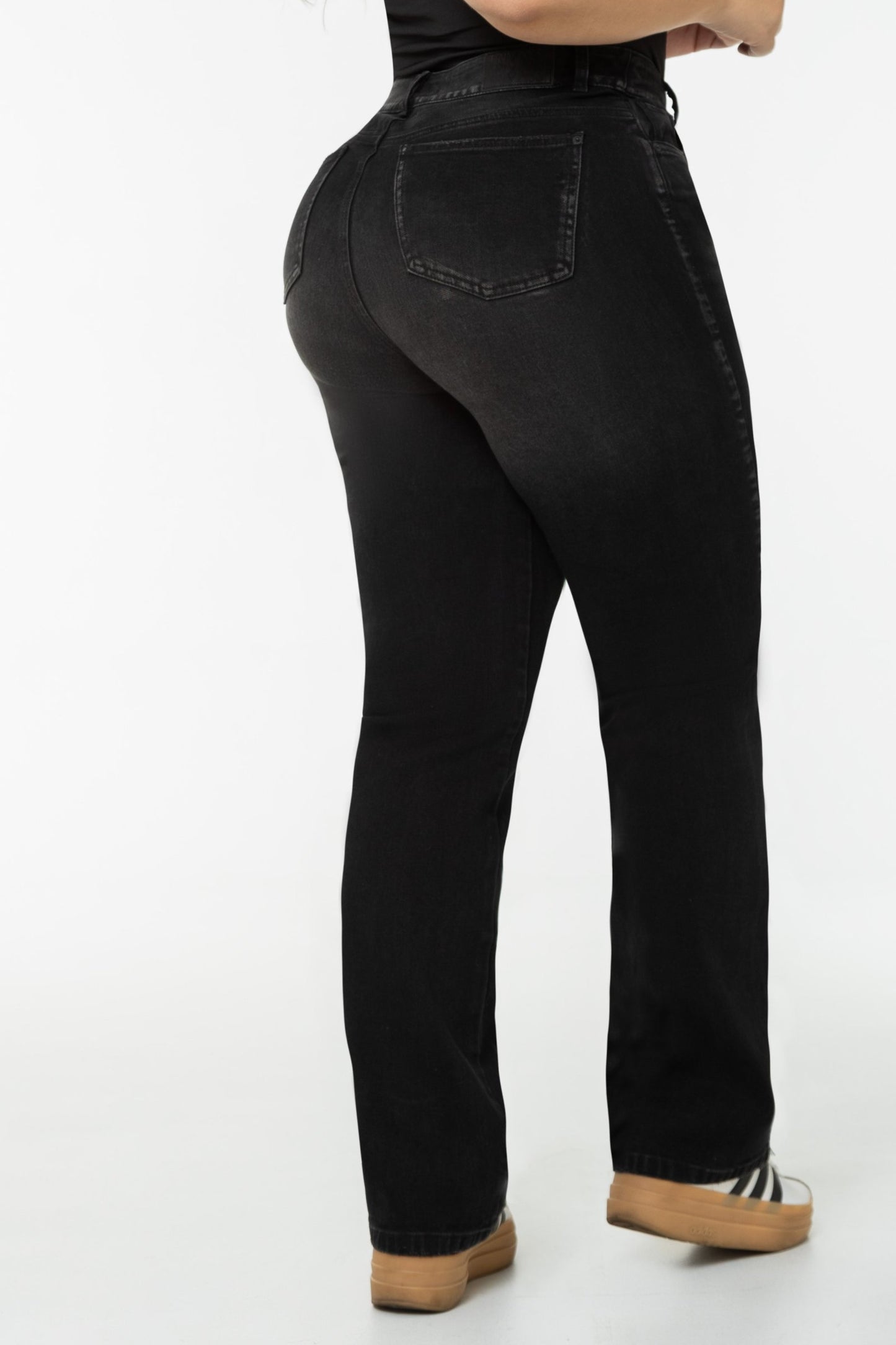 Jean Wide Leg Negro Stretch REF 225410 Plus