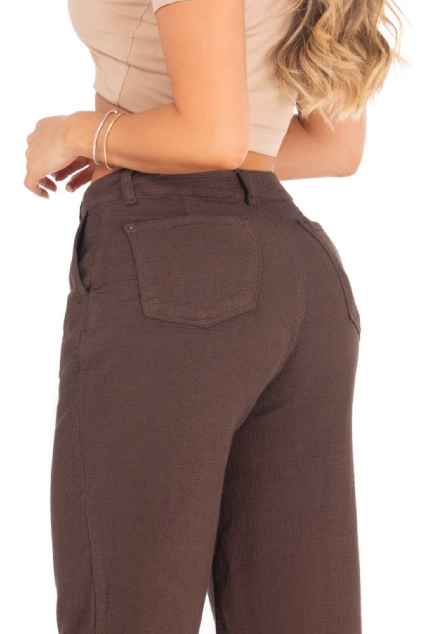 Jean Wide Leg Rígido con Textura Café REF 125208