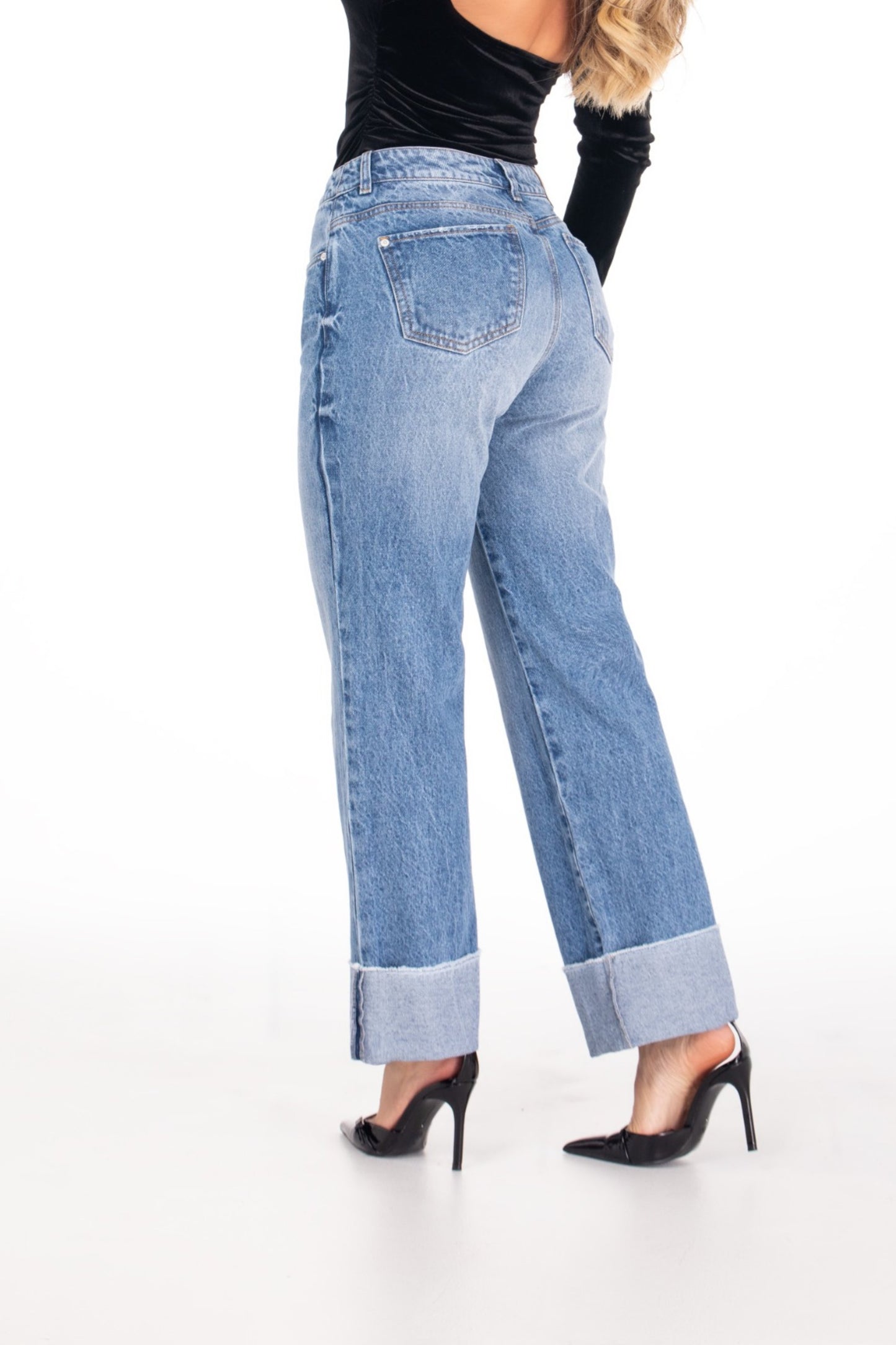 Jean Wide Leg Rígido Con Dobladillo REF 125209