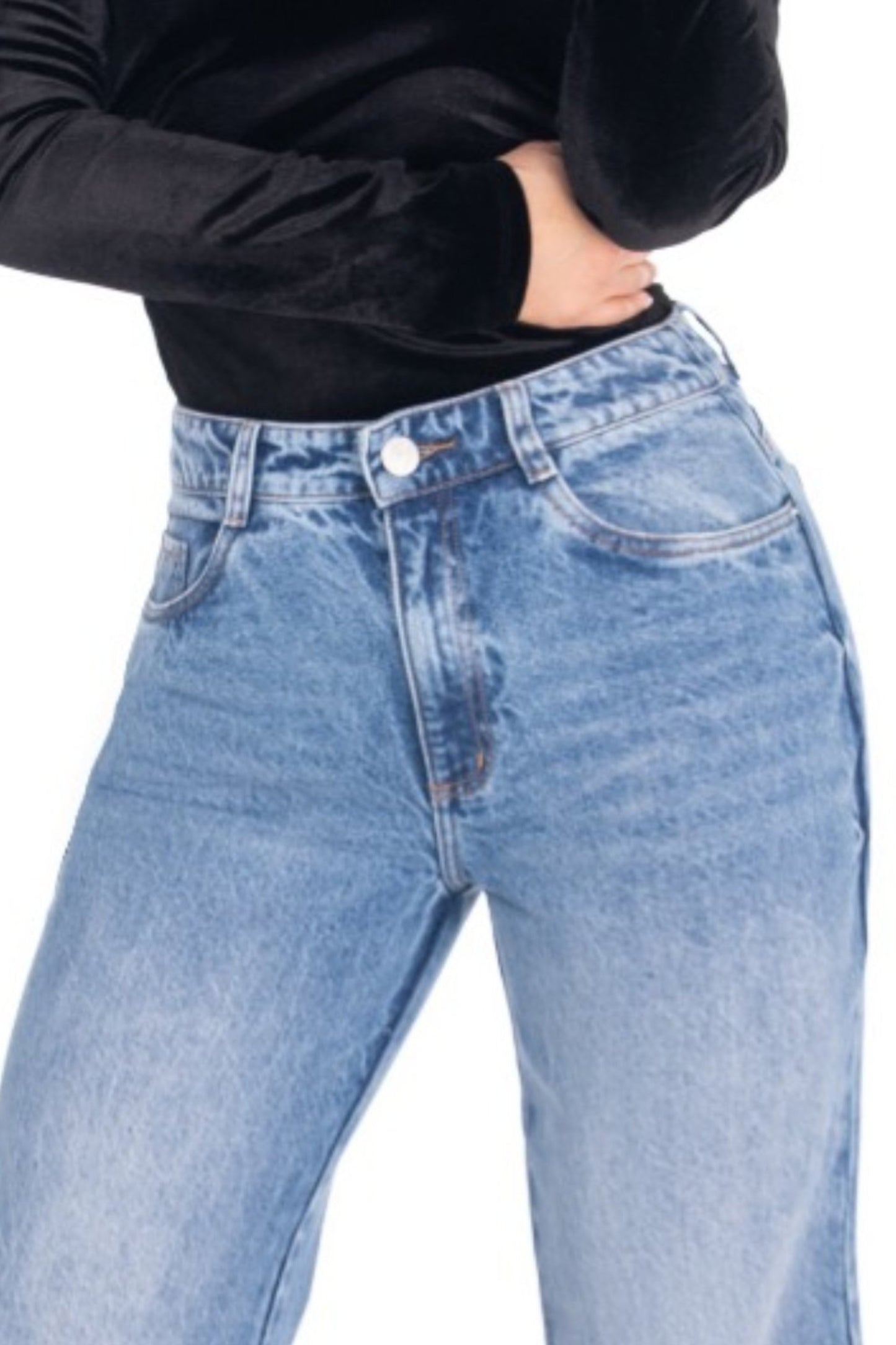 Jean Wide Leg Rígido Con Dobladillo REF 125209