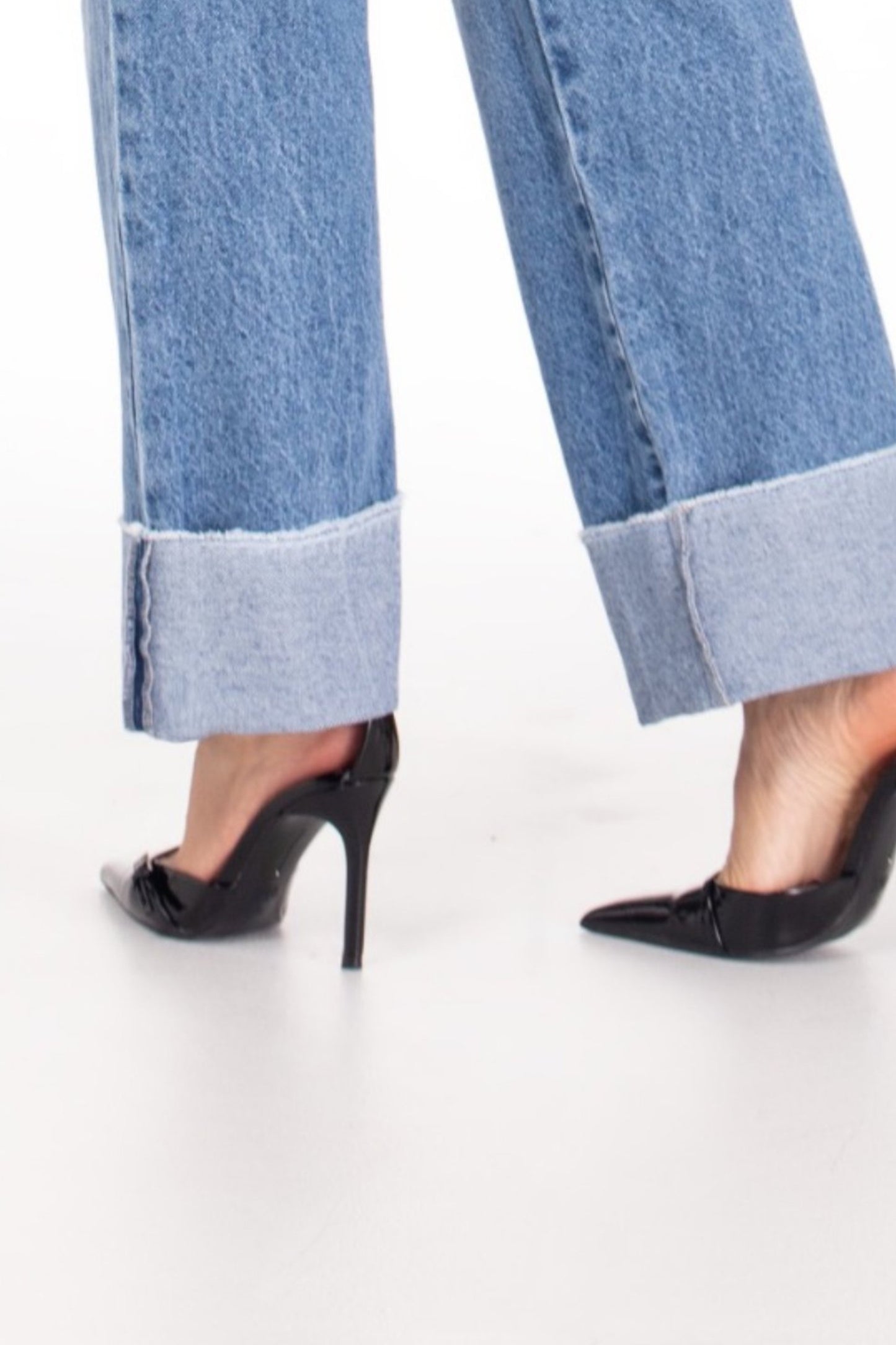 Jean Wide Leg Rígido Con Dobladillo REF 125209