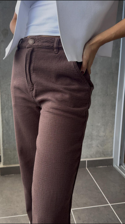 Jean Wide Leg Rígido con Textura Café REF 125208