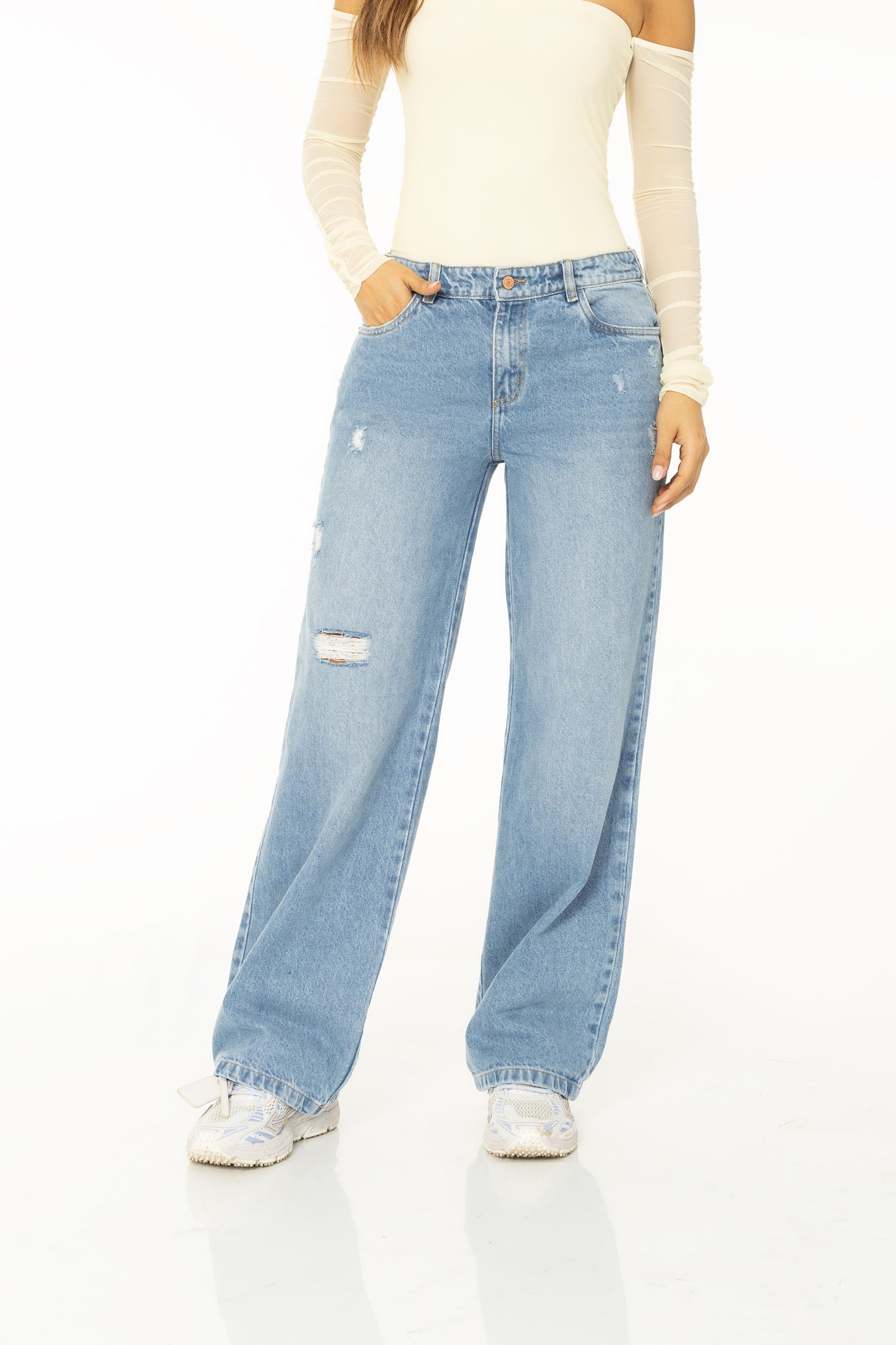 Jean Wide Leg Rígido con Destroyer