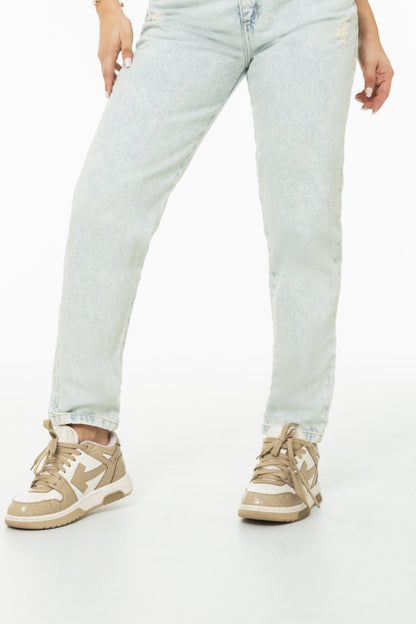 Jean Mom Fit Rígido Tono Claro  REF 125414