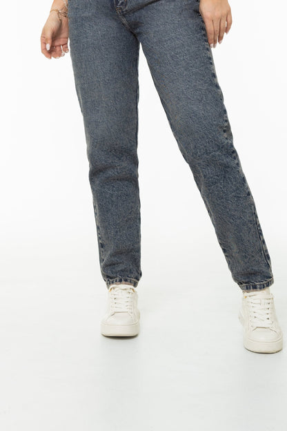 Jean Mom Fit Rígido con Dirty REF 125413