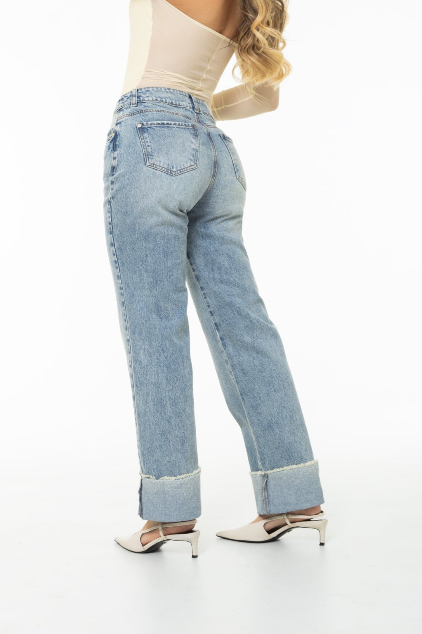 Jean Wide Leg Bota Doblada Rígido REF 125430