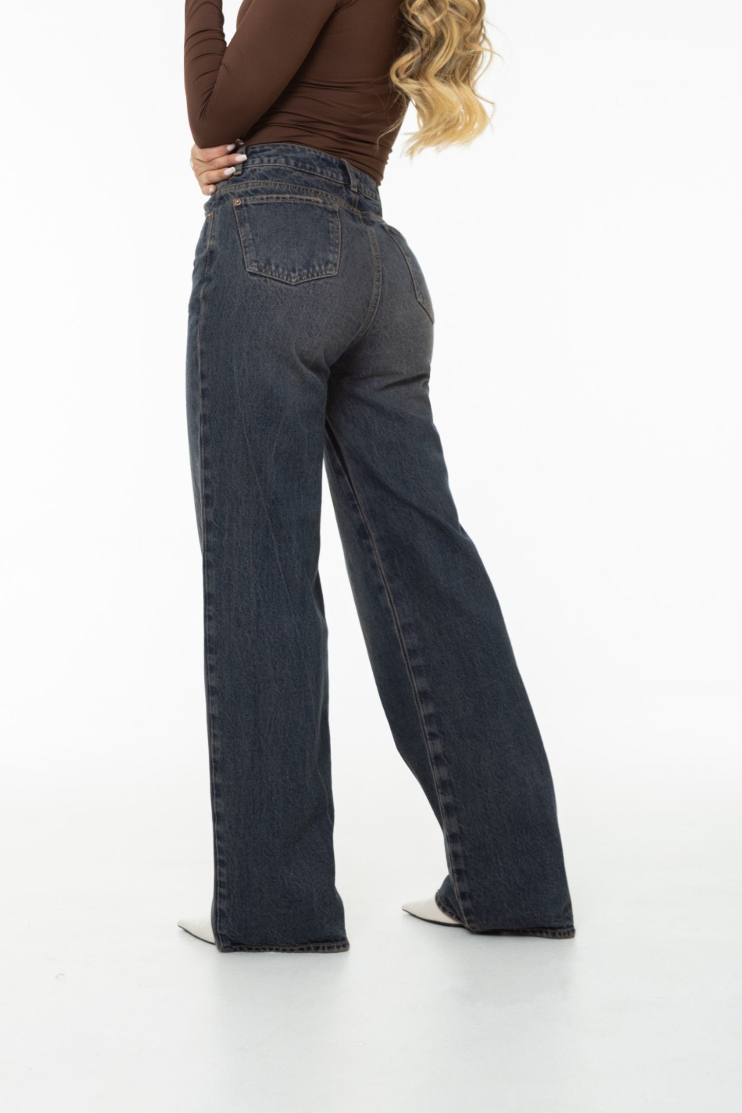 Jean Wide Leg Dirty Oscuro Rígido REF 125420