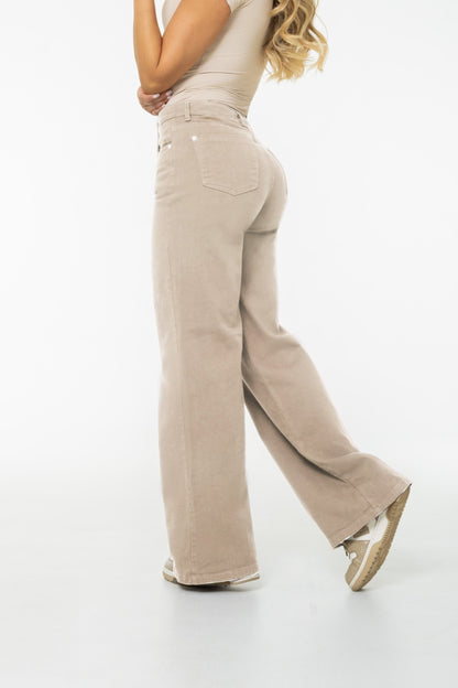 Jean Wide Leg Crema Stretch REF 125425