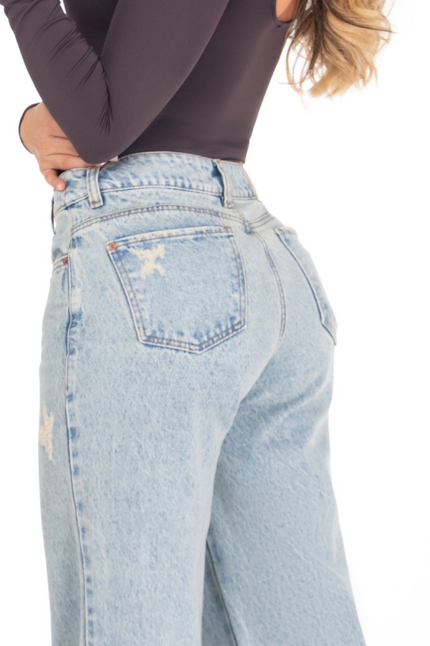Jean Wide Leg Rígido Azul Claro REF 125201