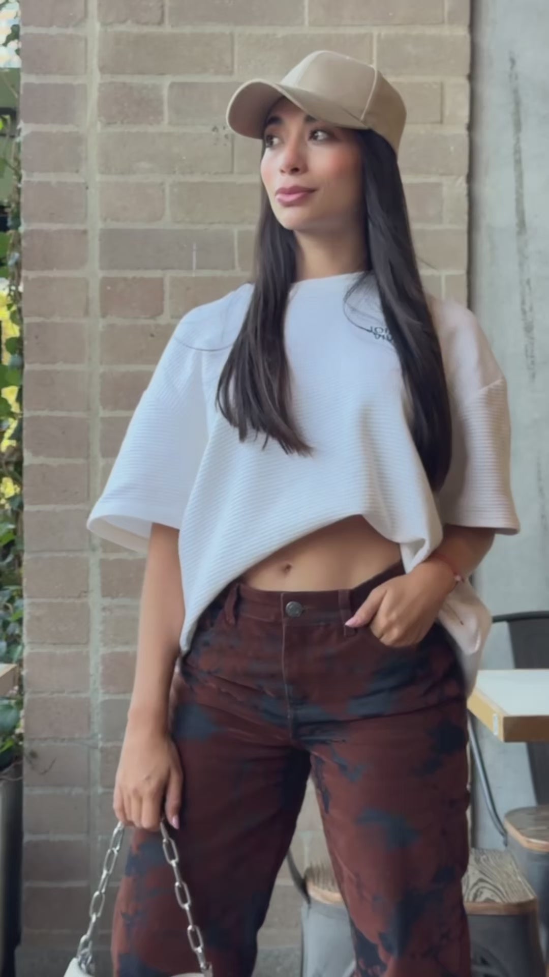 Cargar video: Tenemos los Jeans mas Virales.